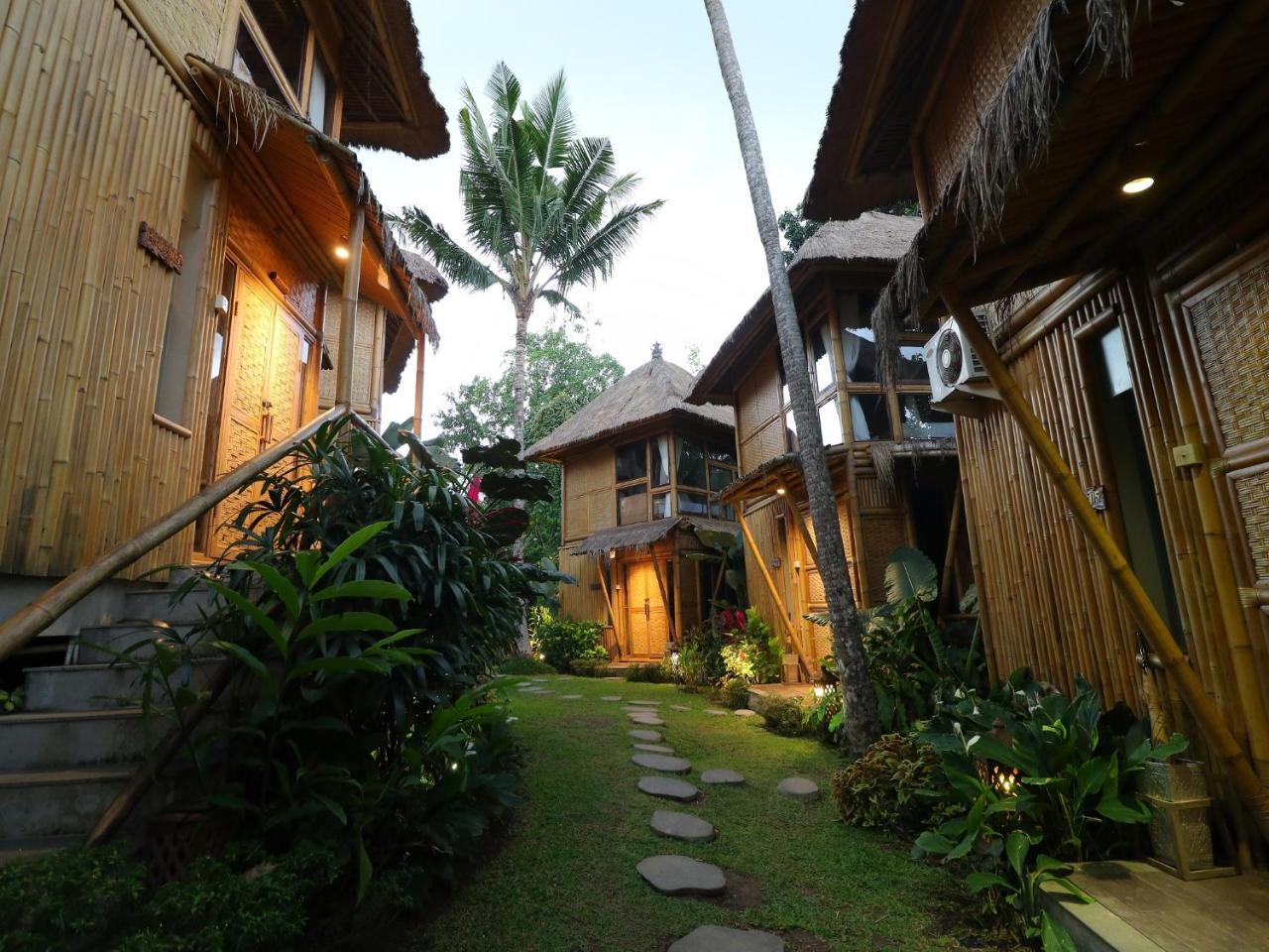 Biyukukung Suite & Spa Ubud Extérieur photo